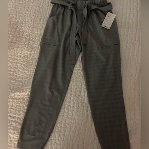 Athleta plaid skyline pant size 4 brand new with tag